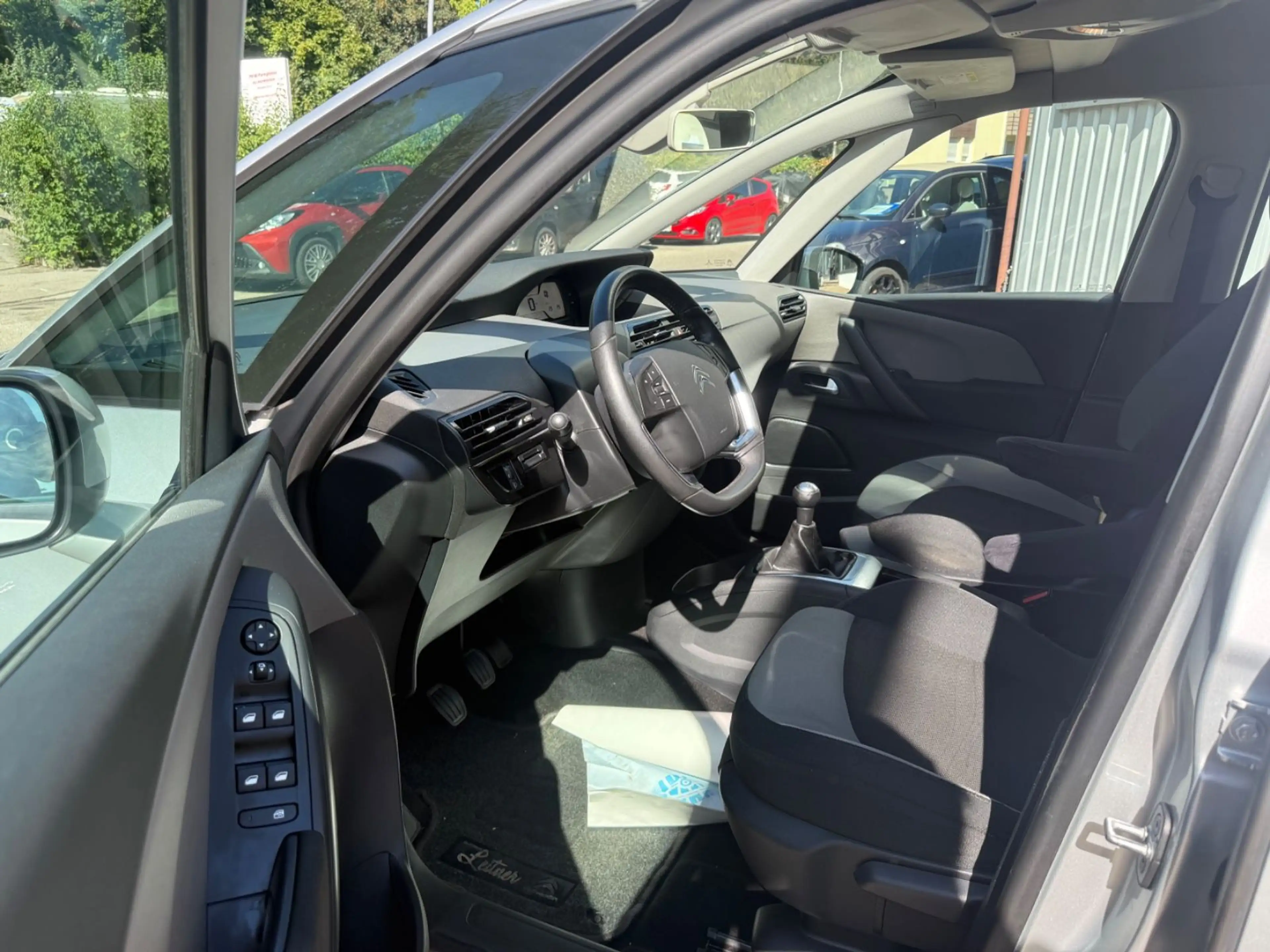 Citroen C4 Picasso 1 Hand TÜV Neu Stop&Start Top Zustand — photo 9