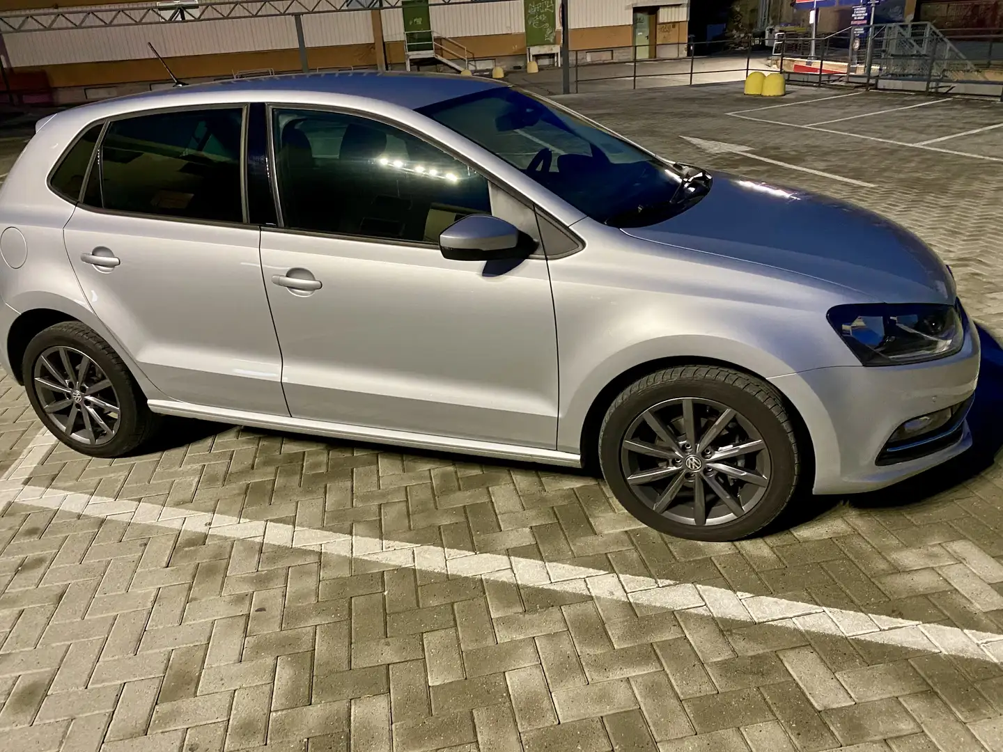 Volkswagen Polo highline blueMotion - 1