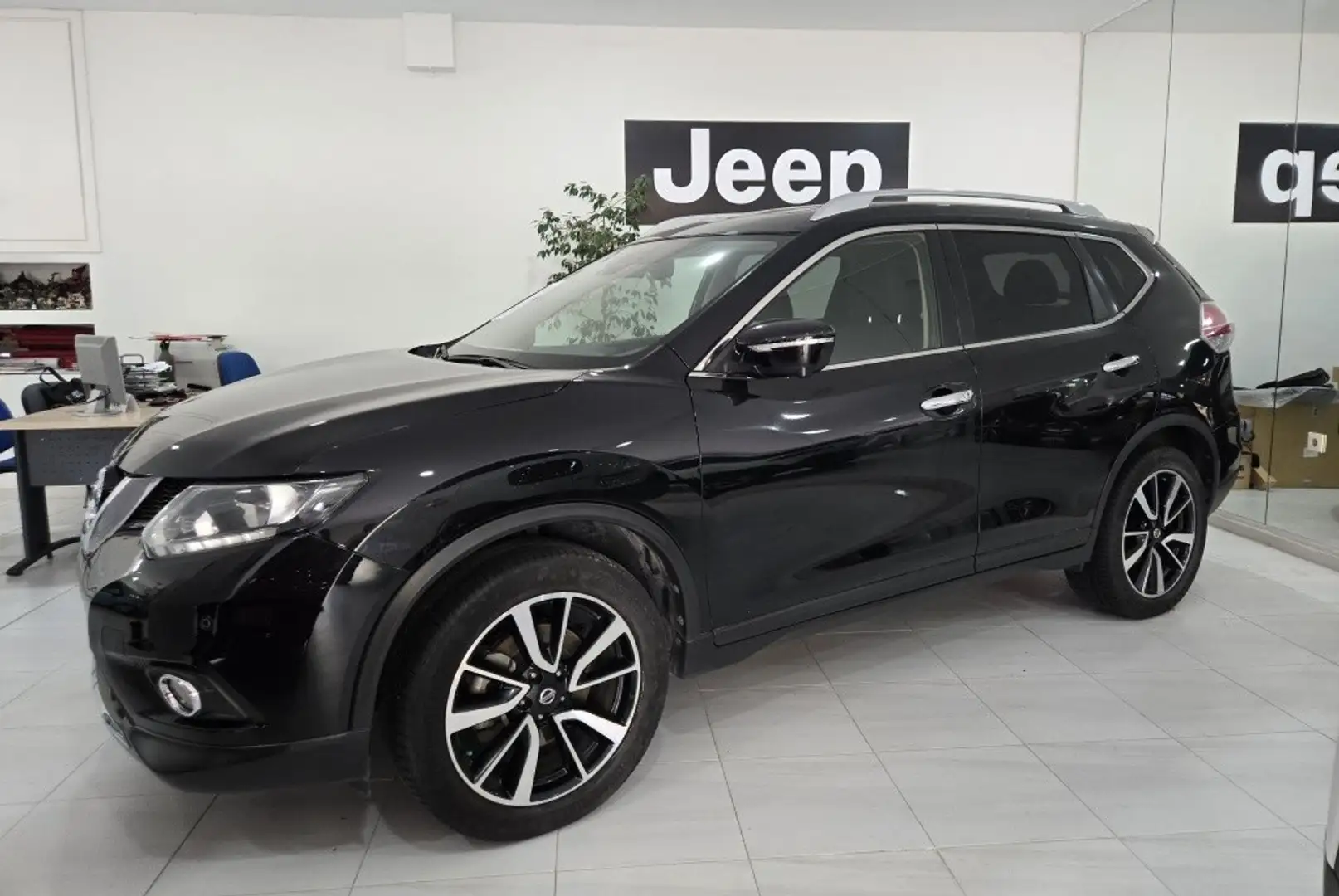 Nissan X-Trail 1.6 DIG-T N-Connecta 4x2 7 pl. Negro - 1