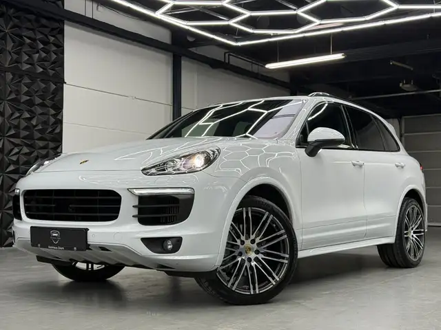 Porsche Cayenne S 4.2 V8 Diesel 1.HAND*LUFTFW*ACC*PANO