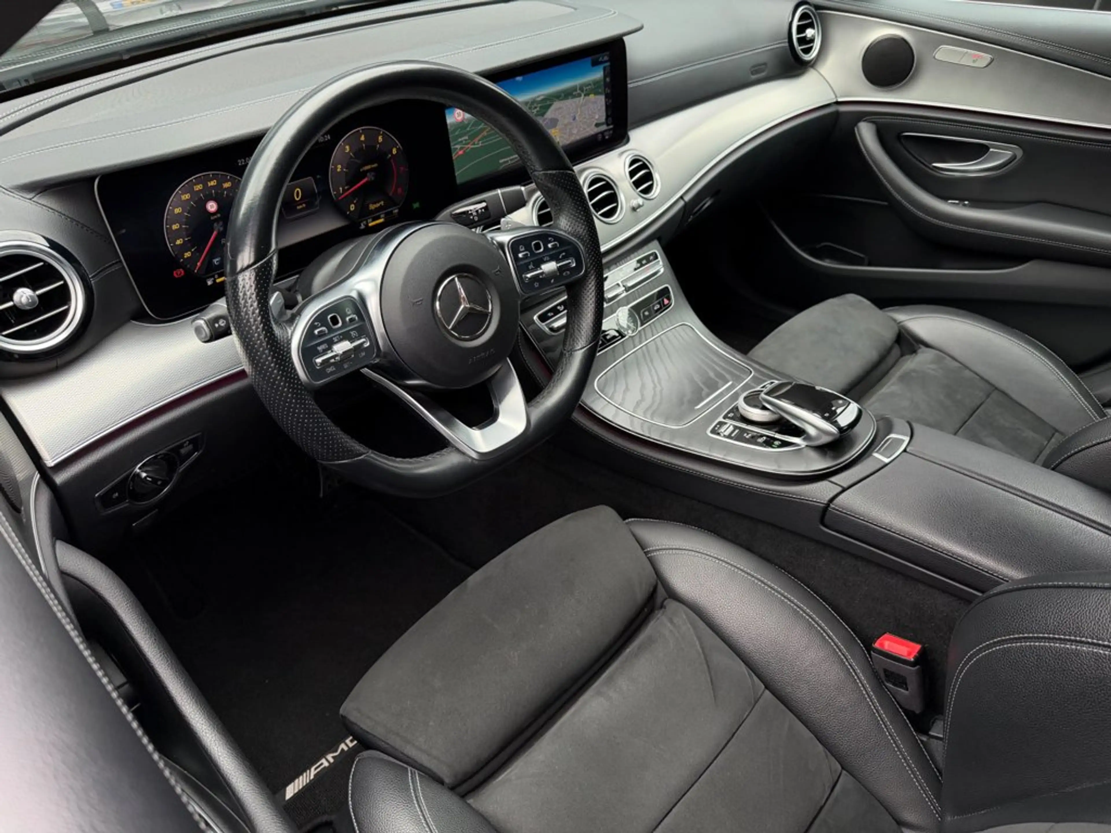 Mercedes-Benz E 200 Estate E200 AMG Edition Sport Camera — photo 7