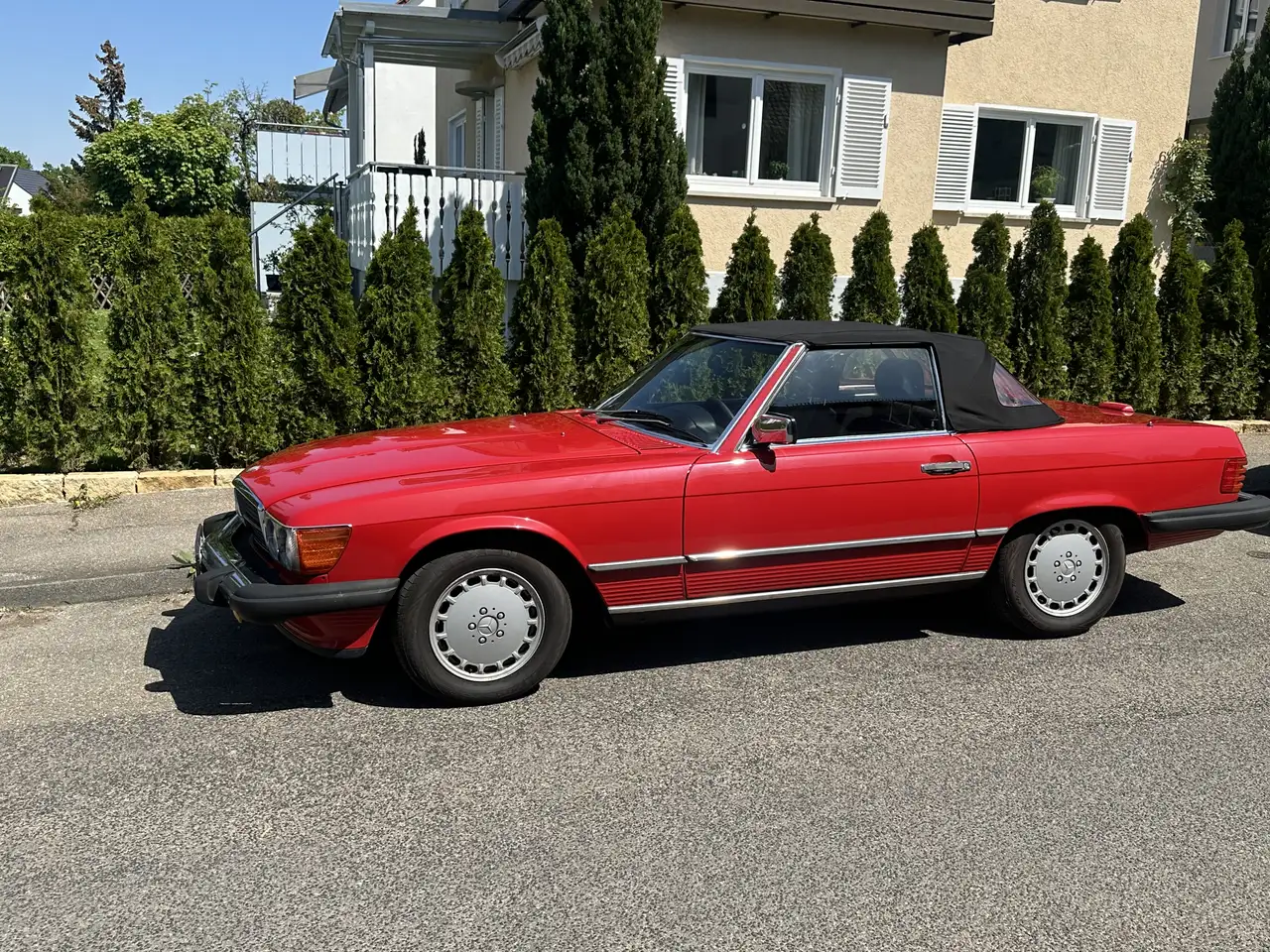 Mercedes-Benz SL 560 Cabrio, foto 4