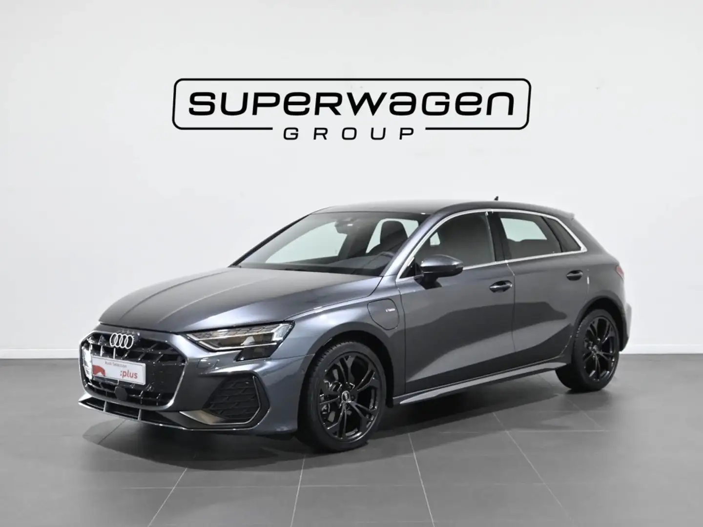 Audi A3 Sportback TFSI e Genuine S tronic 150kW Gris - 1