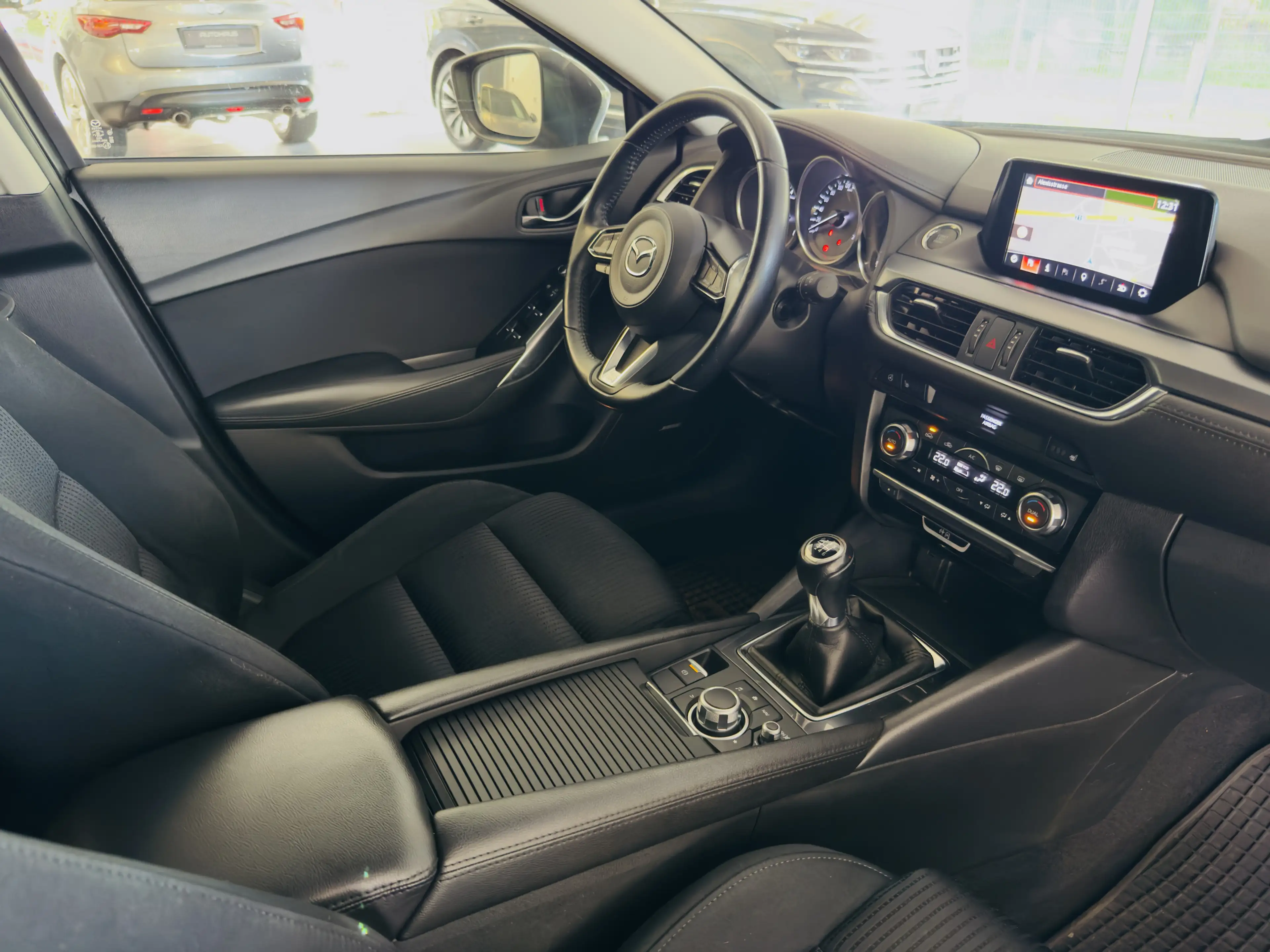 Mazda 6 2,0 NAKAMA 1. BESITZ   ANHÄNGERKUPPLUNG — photo 9