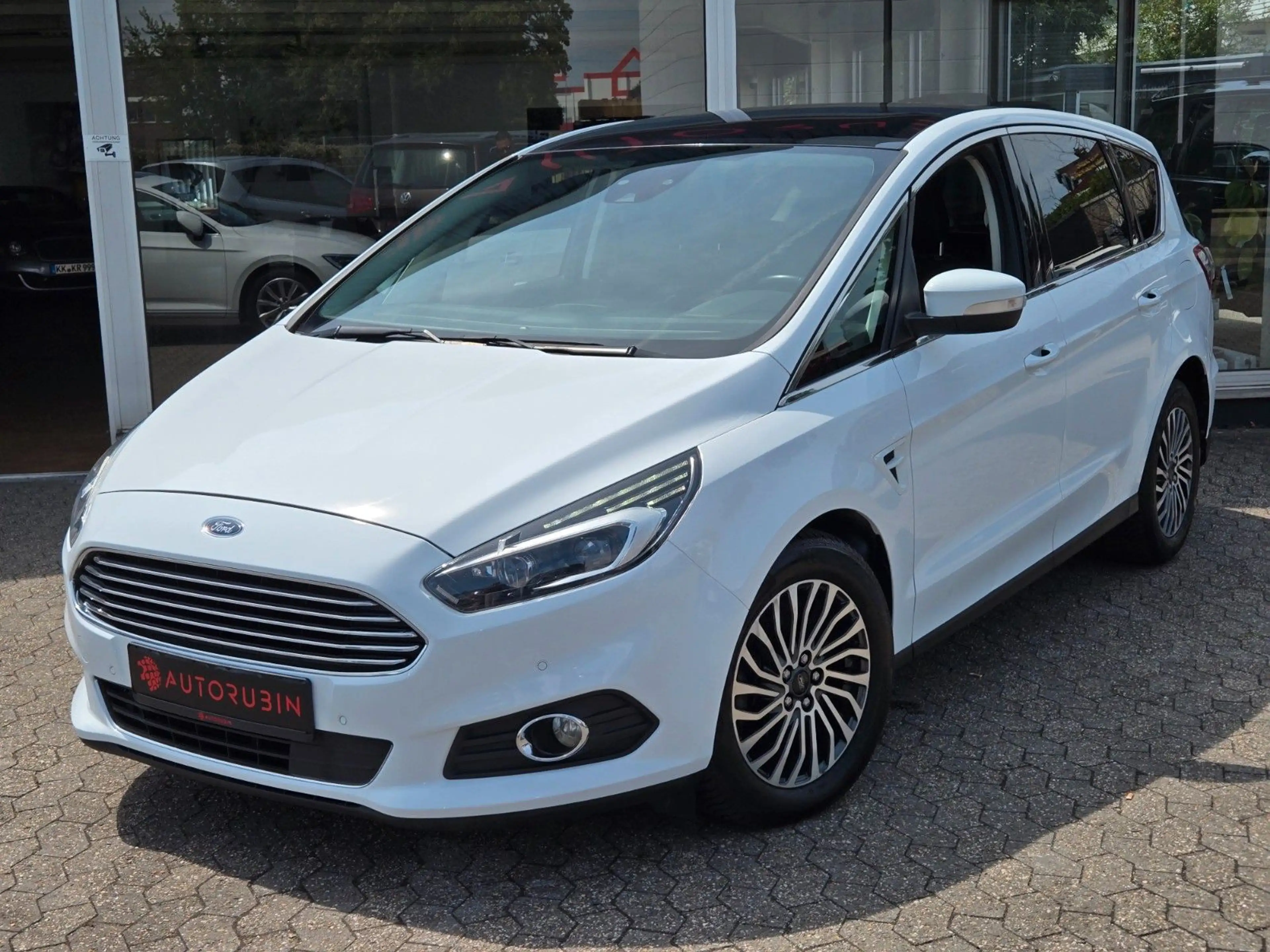 Ford S-Max S-MAX Titanium 7-SITZER/AHK/DAB/PANO/LED — photo 5