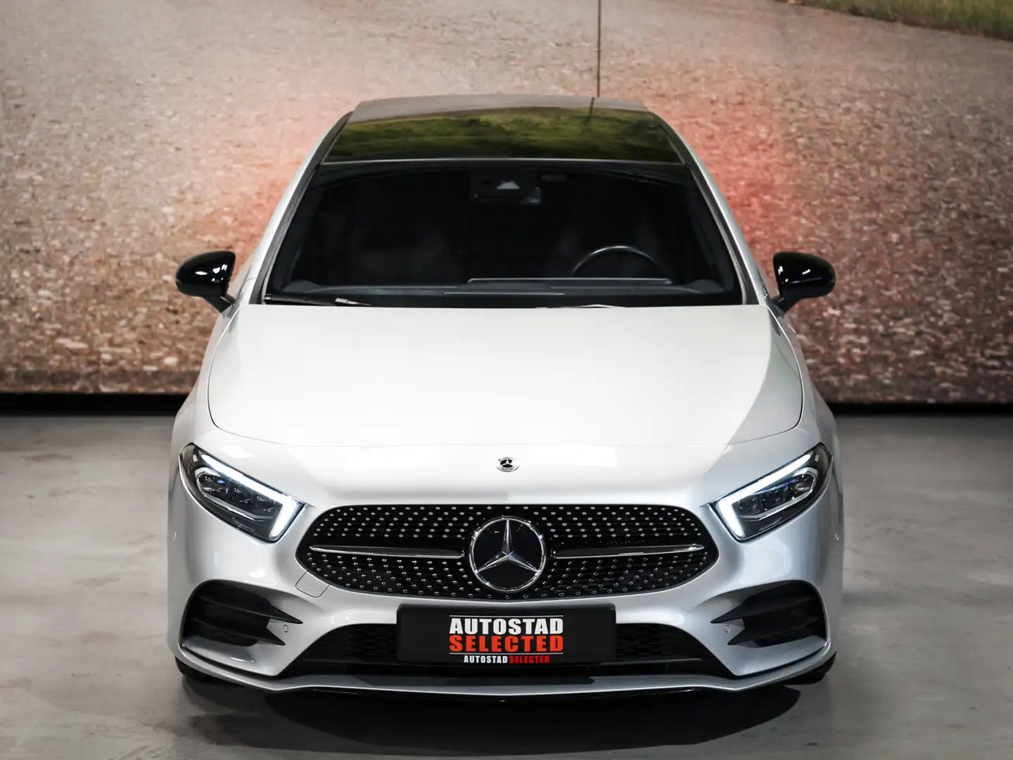 Mercedes-Benz A 200 AMG-Line Night Argent - 2