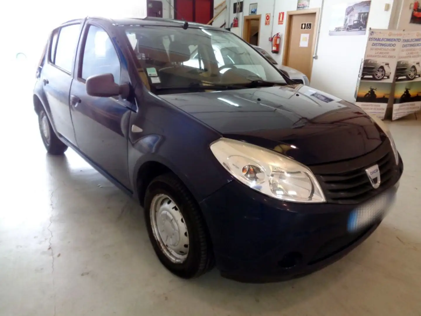 Dacia Sandero 1.4 Laureate Azul - 2