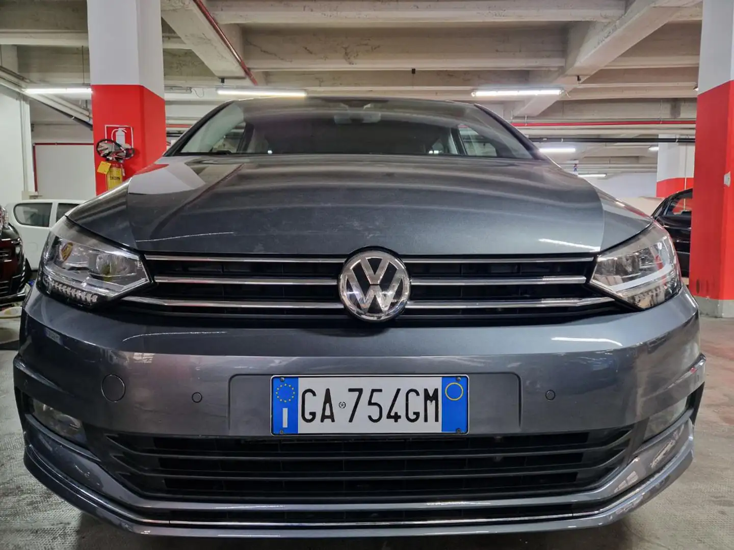 Volkswagen Touran 1500 TSI CV.150 EXECUTIVE +18'+PELLE+7 POSTI+RADAR Grigio - 2