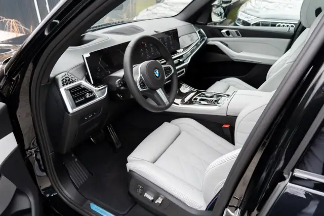 BMW X5 X5 view 5