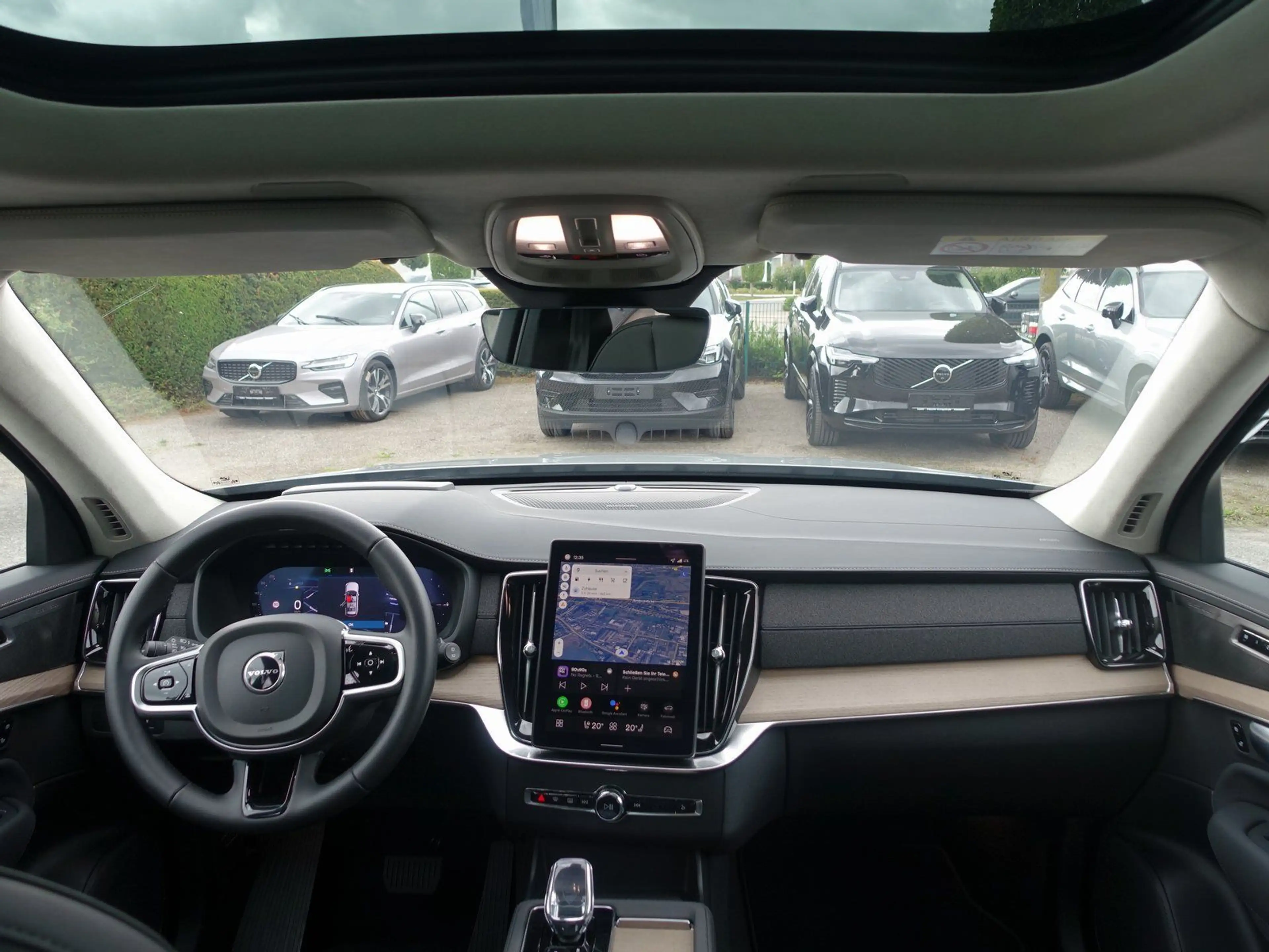 Volvo XC90 Ultra T8 AWD Plug-in Hybrid/HUD/H&K/PANO — photo 12