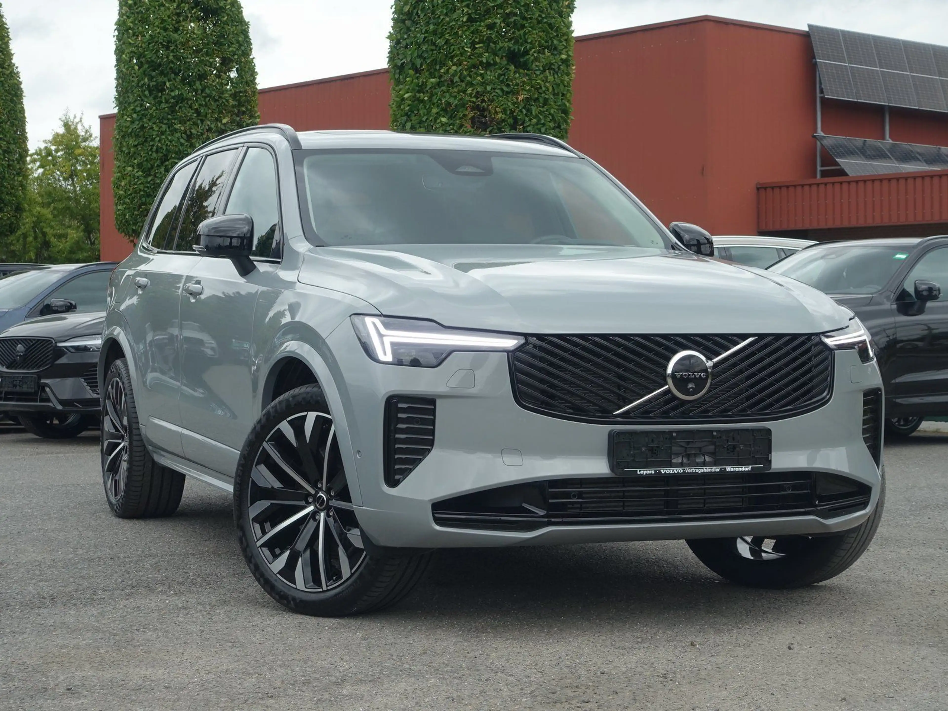 Volvo XC90 Ultra T8 AWD Plug-in Hybrid/HUD/H&K/PANO — photo 3
