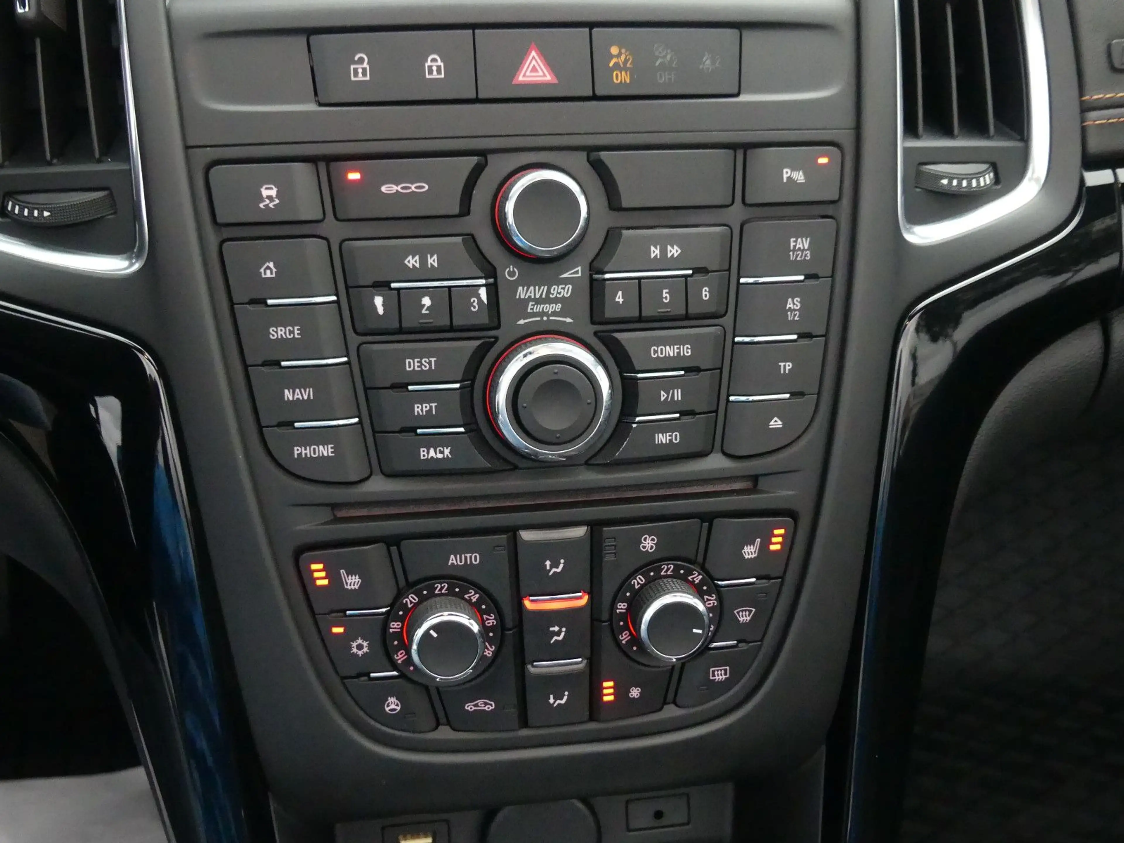 Opel Cascada Cabrio ecoFlex Kamera SHZ Temp. TÜV — photo 12