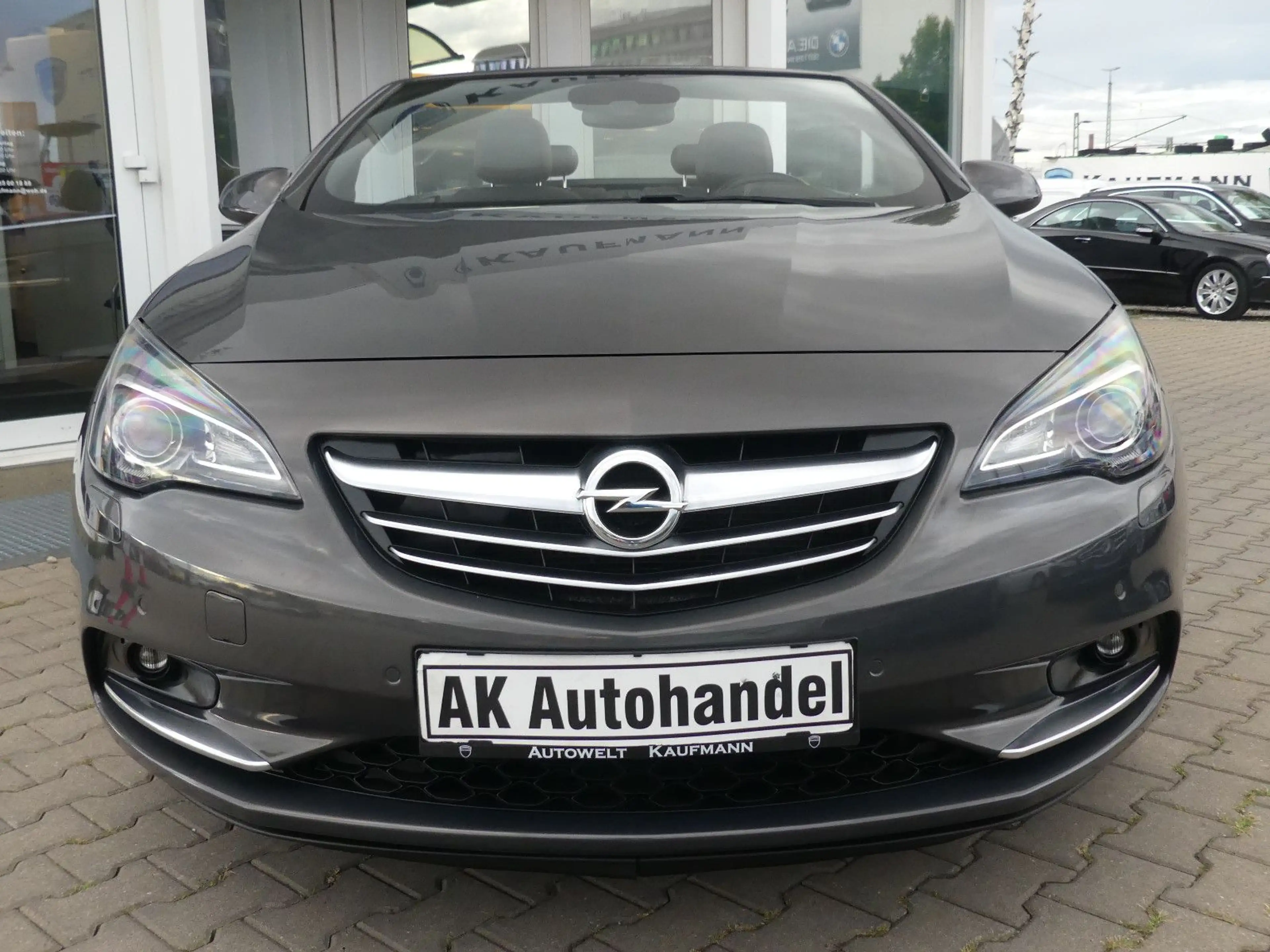 Opel Cascada Cabrio ecoFlex Kamera SHZ Temp. TÜV — photo 2