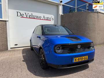 Advance 17"|Pano|Carplay|Stoelverw.|360 camera|