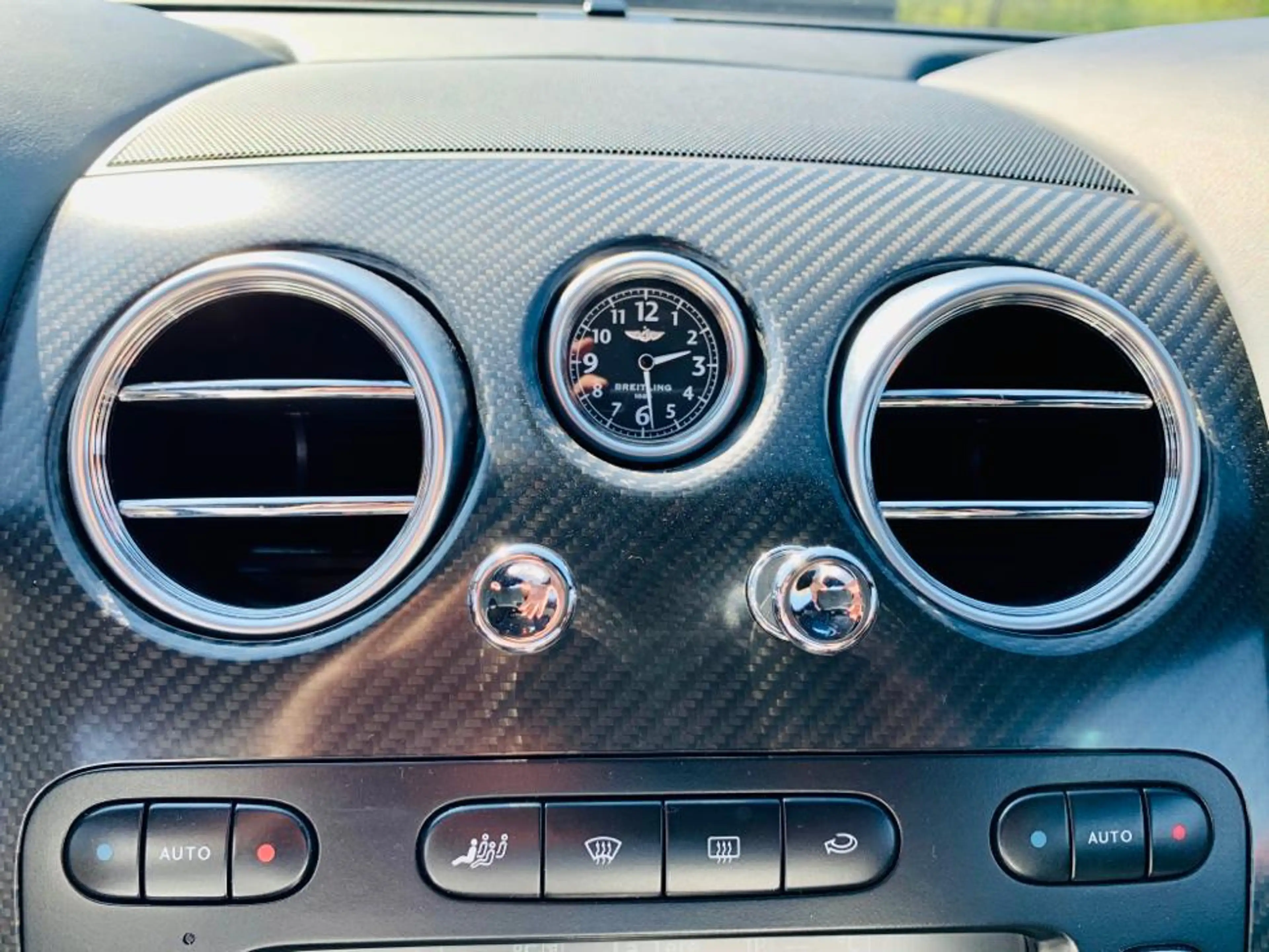 Bentley Continental Continental Supersports 6.0 BiTurbo W12 — photo 15