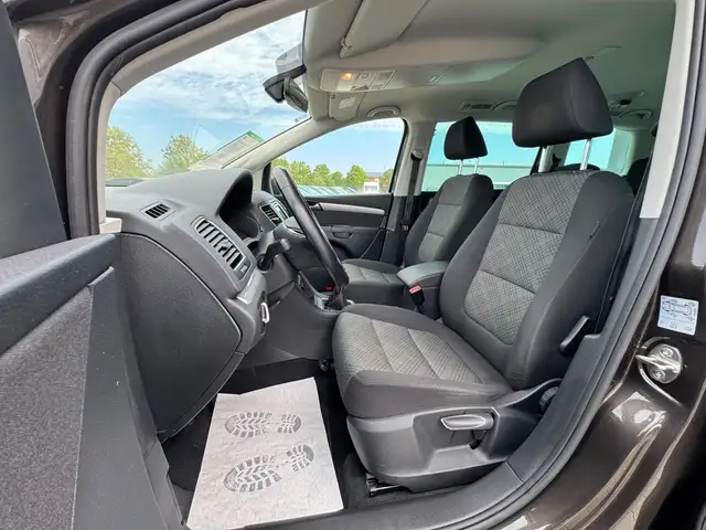 Volkswagen Sharan view 10