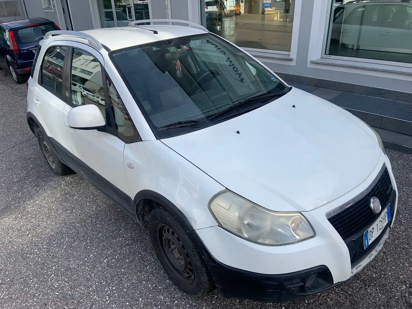 Fiat Sedici 1.9 MJtdDPF 4x4 Luxury Klima Euro4 Fix! Weiß - 1