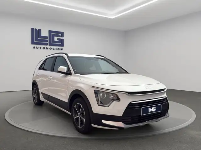 Kia Niro view 3