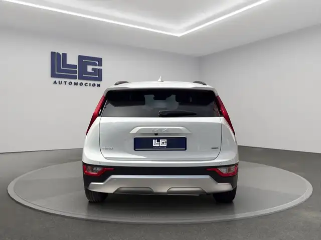 Kia Niro view 6