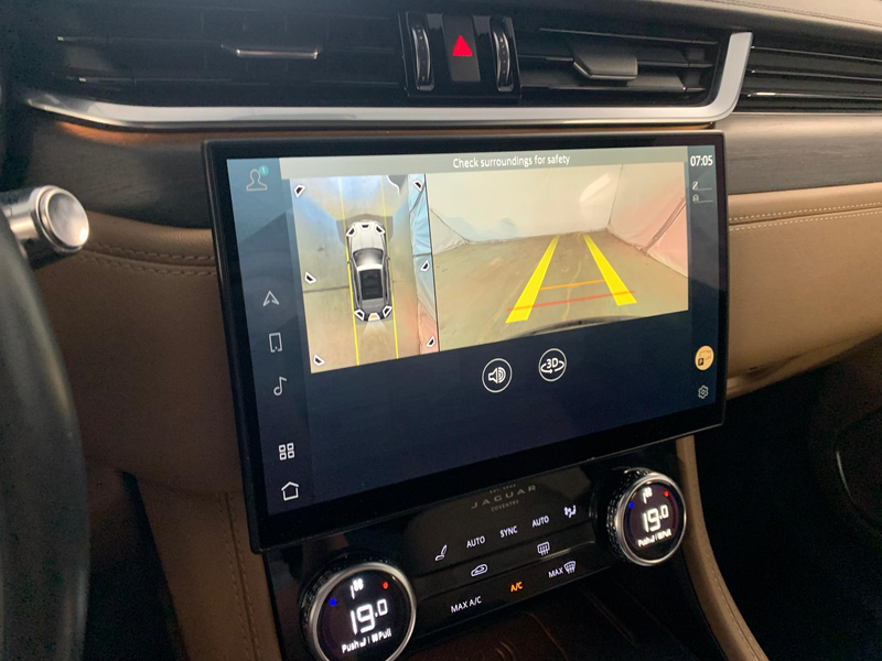 Jaguar F-Pace AWD new Model Panorama|ACC|360°KAM|Leder — photo 15