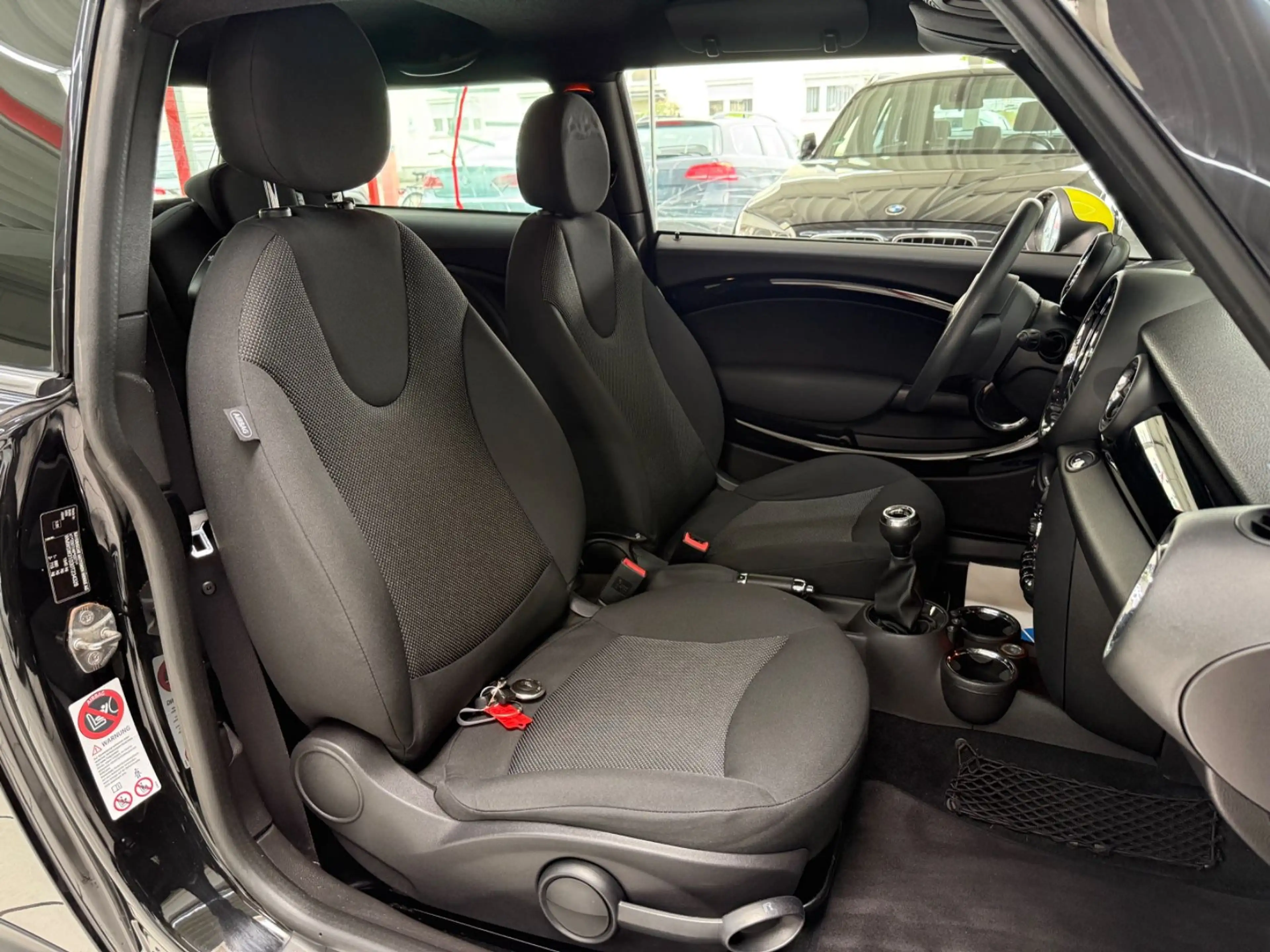 MINI Cooper D MINI COOPER D BRICK LANE XENON SHZ KLIMA — photo 11