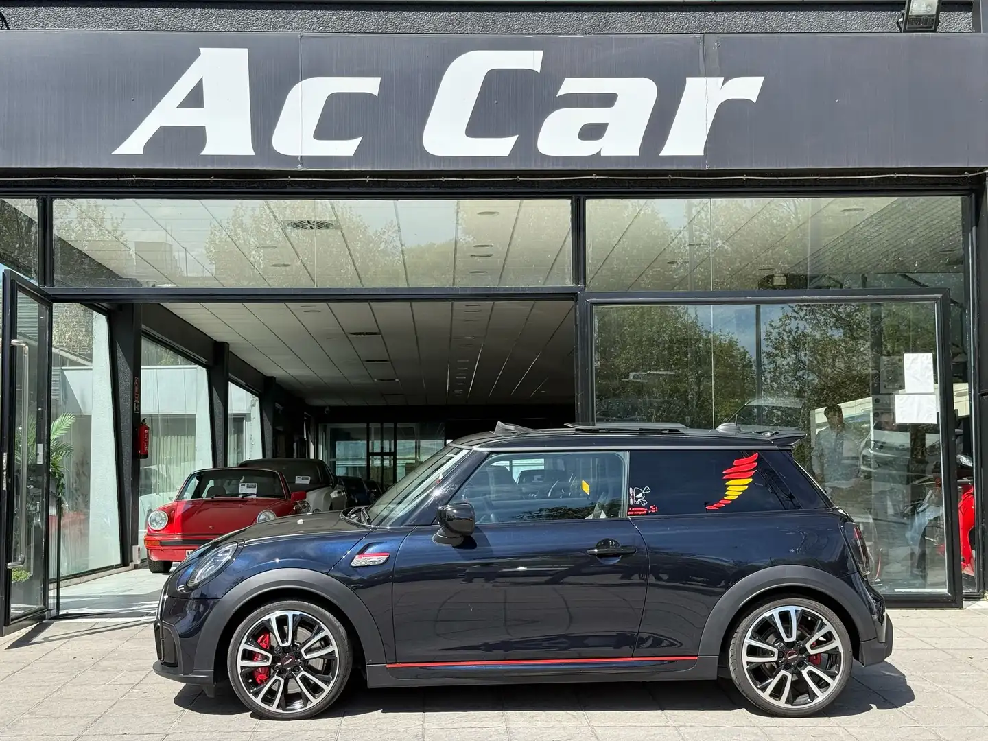 MINI John Cooper Works Azul - 1