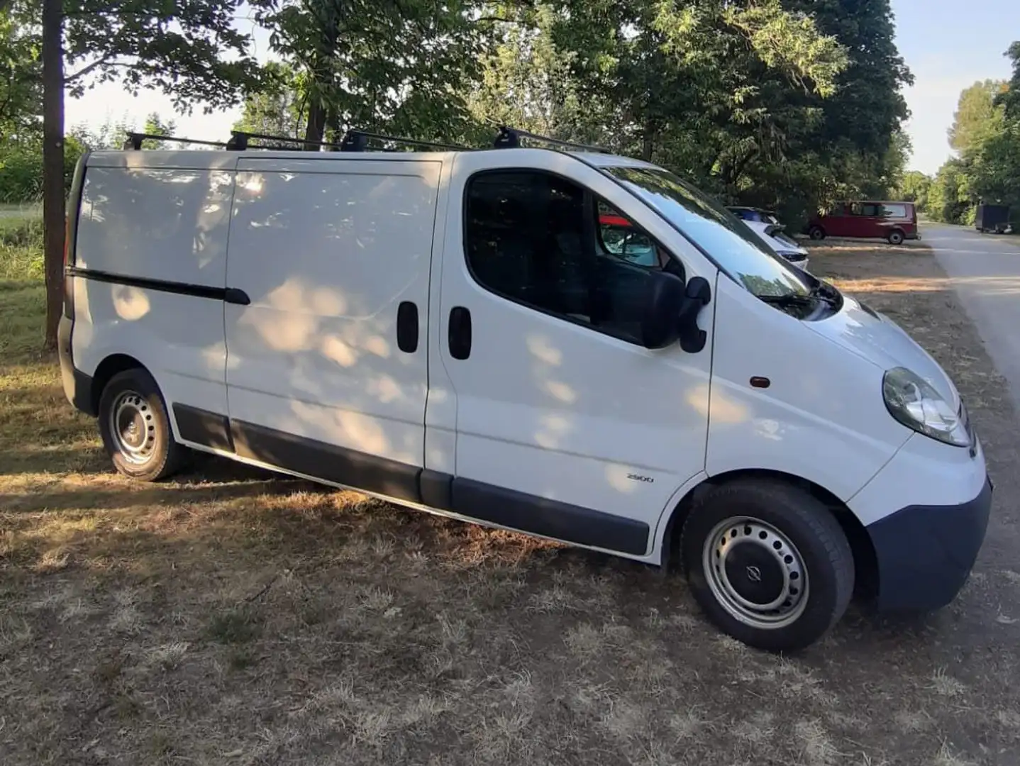 Opel Vivaro Kastenwagen, L2H1 2,0 CDTI, 2,9 t, DPF Euro 5. Weiß - 1
