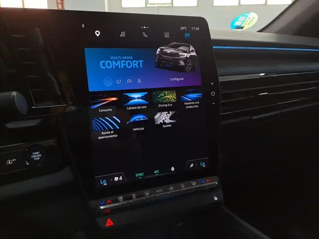 Renault Austral view 15