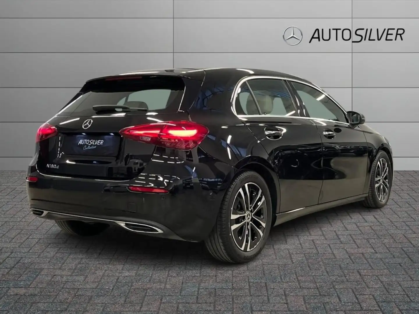 Mercedes-Benz A 180 d Automatic PROGRESSIVE ADVANCED Nero - 2