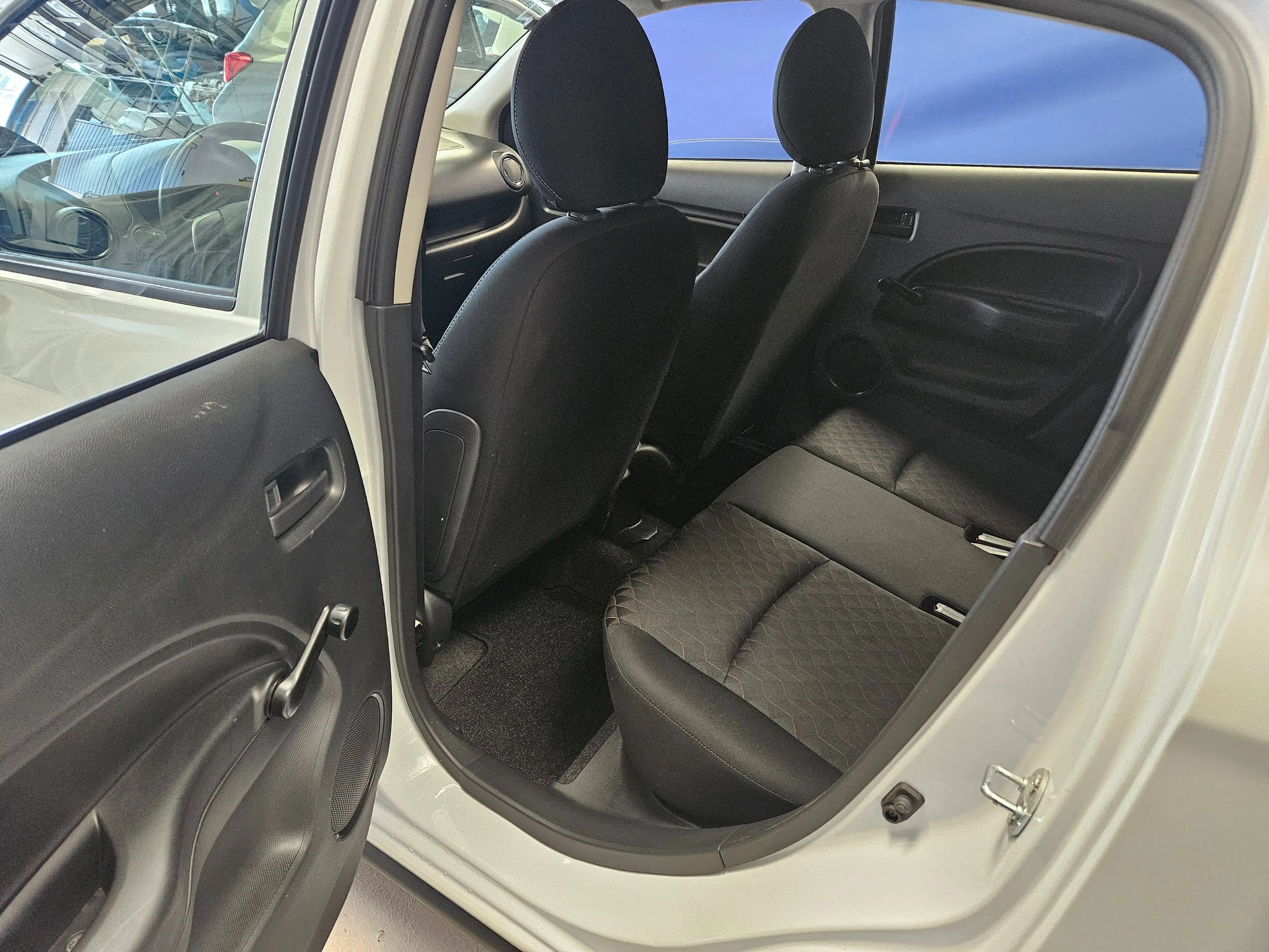 Mitsubishi Space Star 1.2 Spirit *Service NEU*KLIMA*TÜV NEU* — photo 13