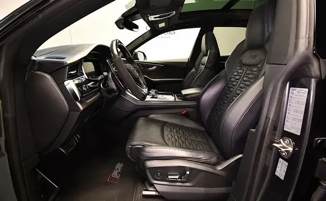 Audi RSQ8 view 15