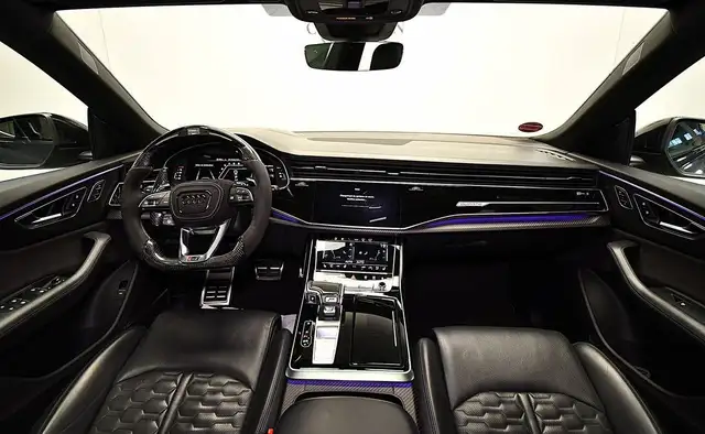 Audi RSQ8 view 10