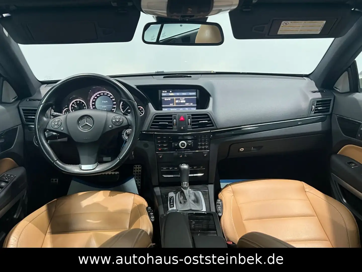 Mercedes-Benz E 250 CDI BLUEEFFICIENCY/AMG-LINE/PANO/XENON/PDC Grau - 2