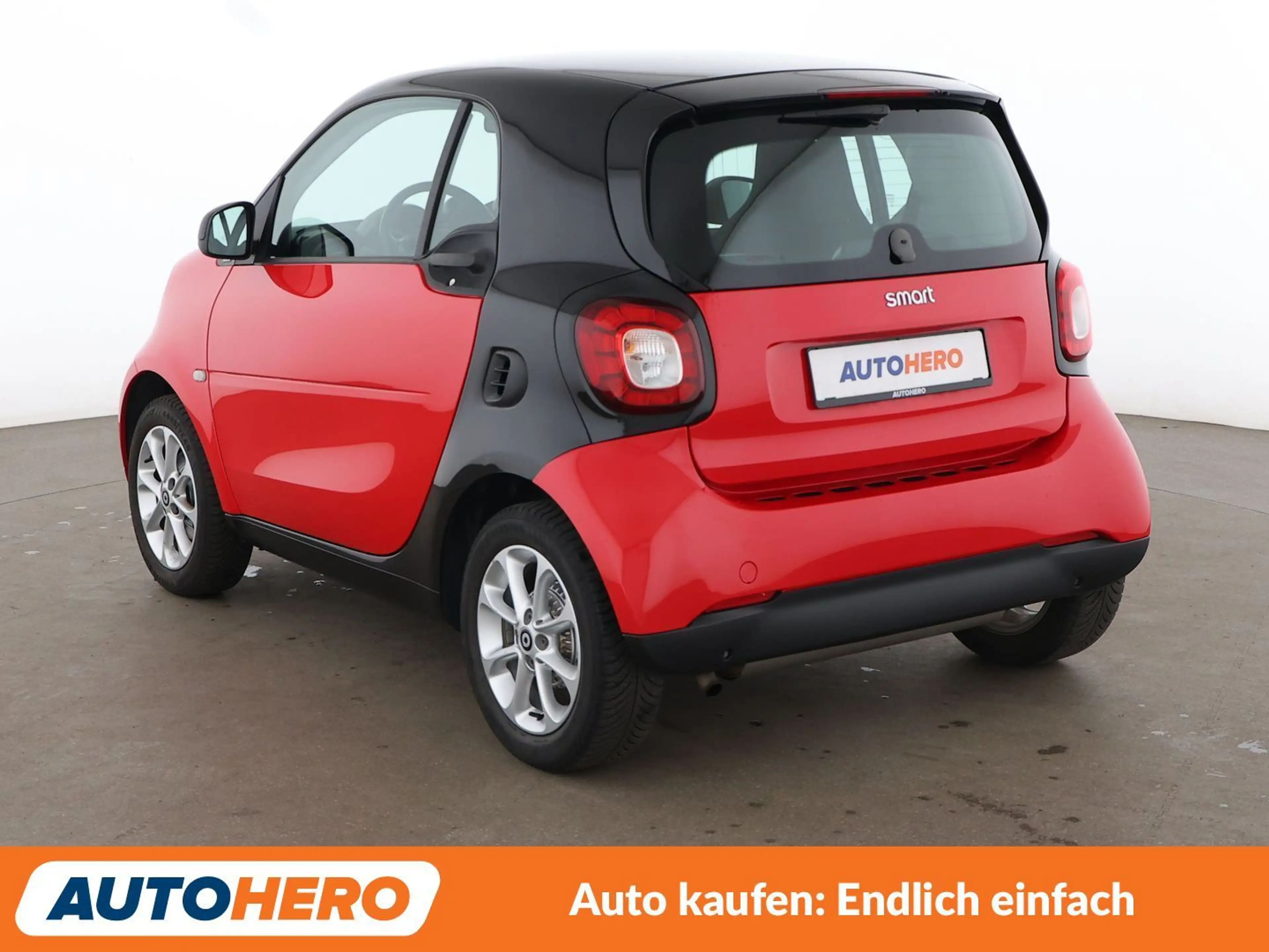 smart forTwo 1.0 Basis passion*TEMPOMAT*SHZ*BLUETOOTH* — photo 4