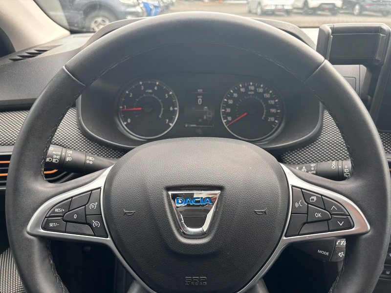 Dacia Sandero III Stepway Comfort NAVI SHZ CARPLAY — photo 12