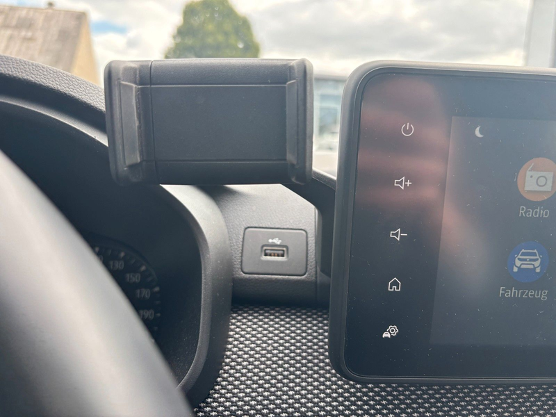 Dacia Sandero III Stepway Comfort NAVI SHZ CARPLAY — photo 15
