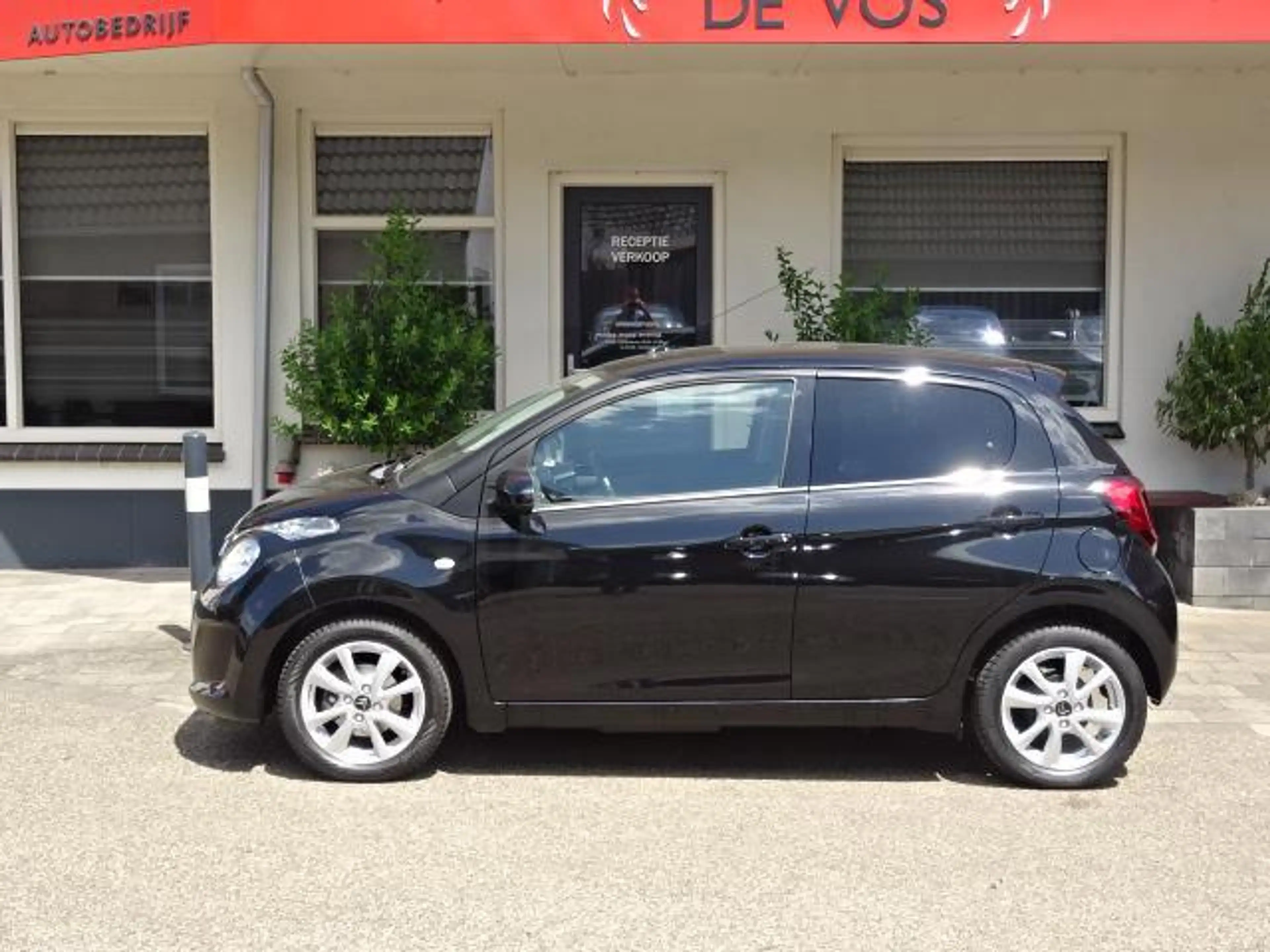 Citroen C1 1.0 VTi Feel — photo 2