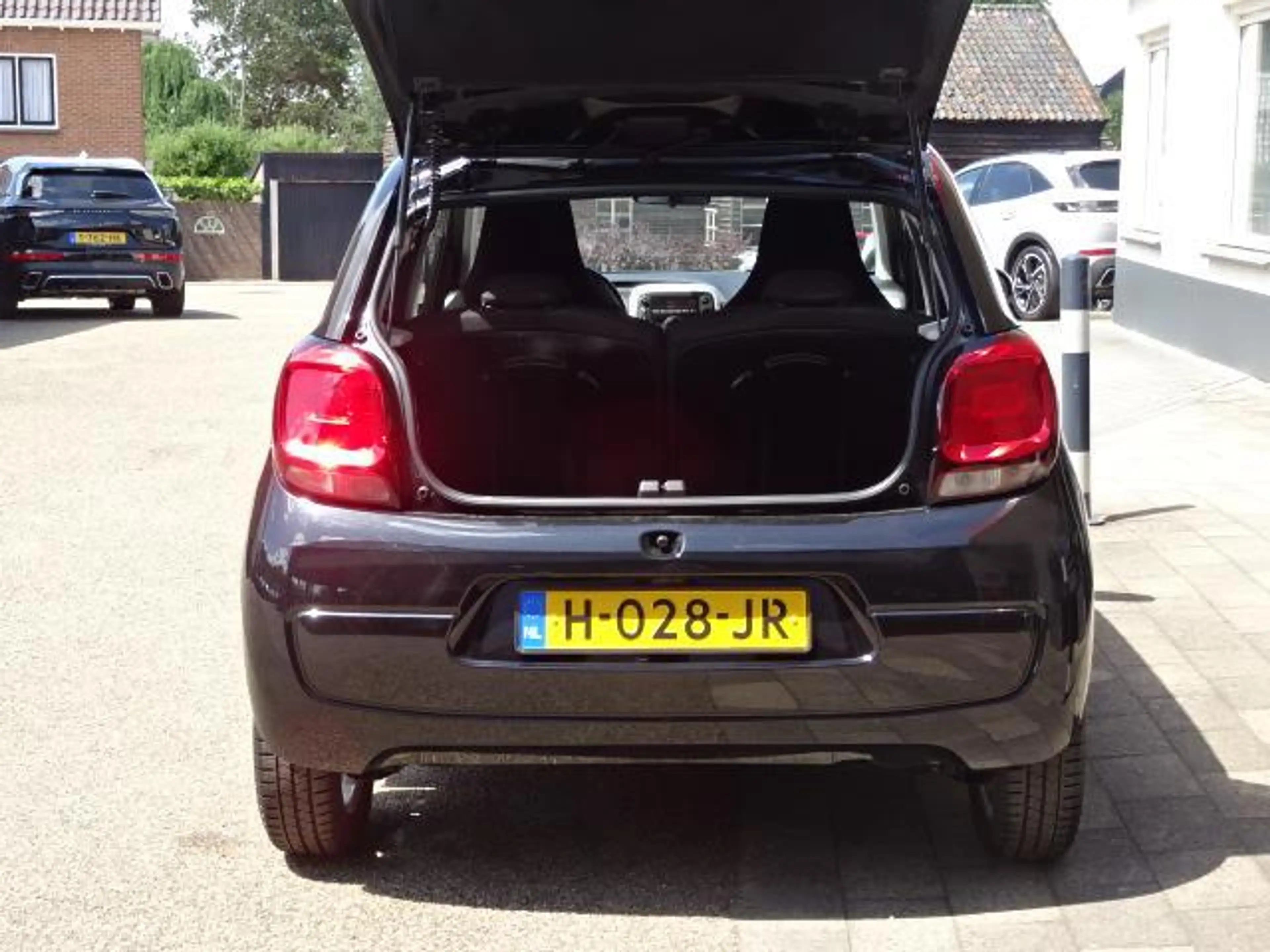 Citroen C1 1.0 VTi Feel — photo 5
