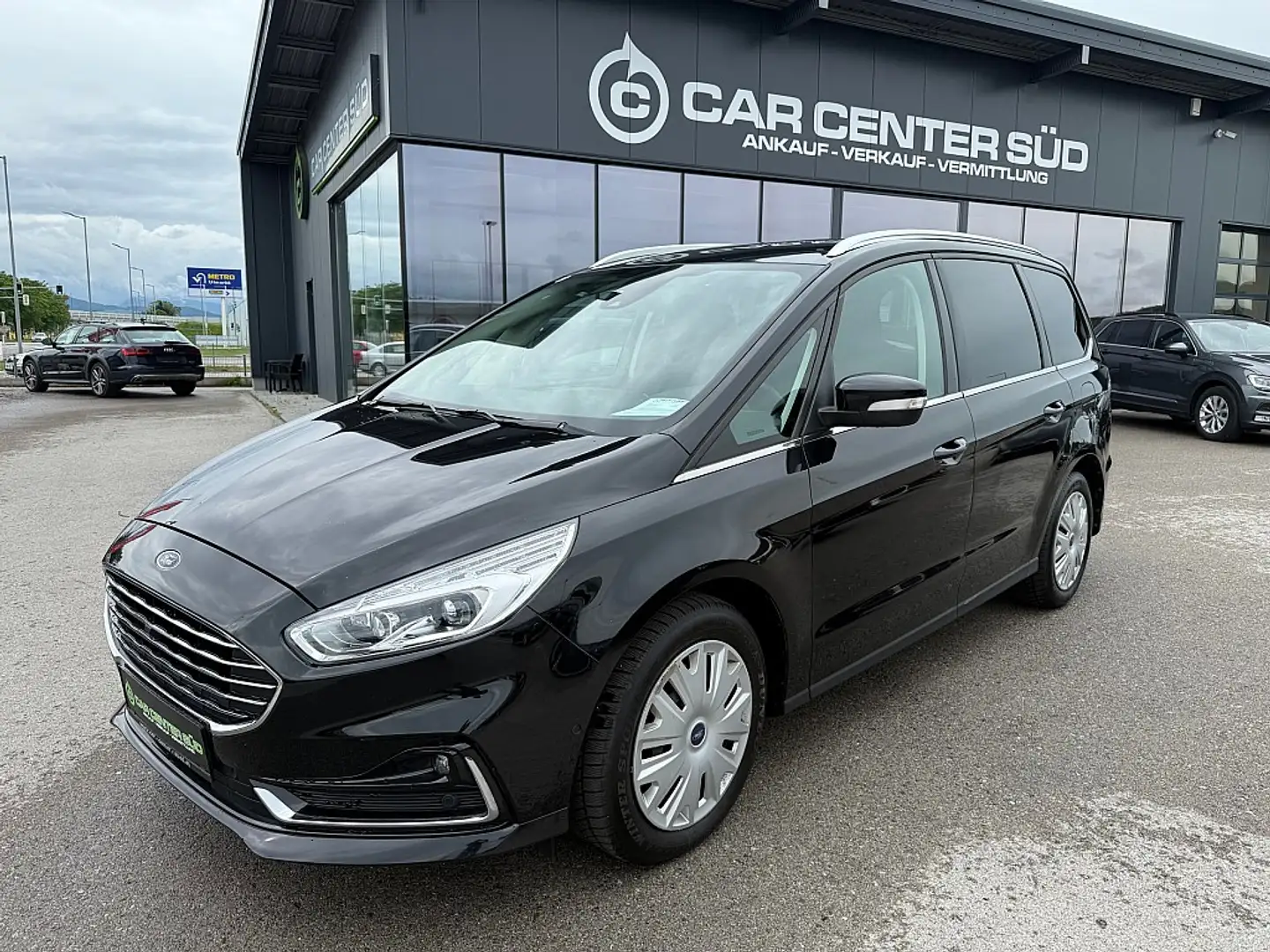 Ford Galaxy 2,0 EcoBlue SCR Titanium Aut. Schwarz - 1