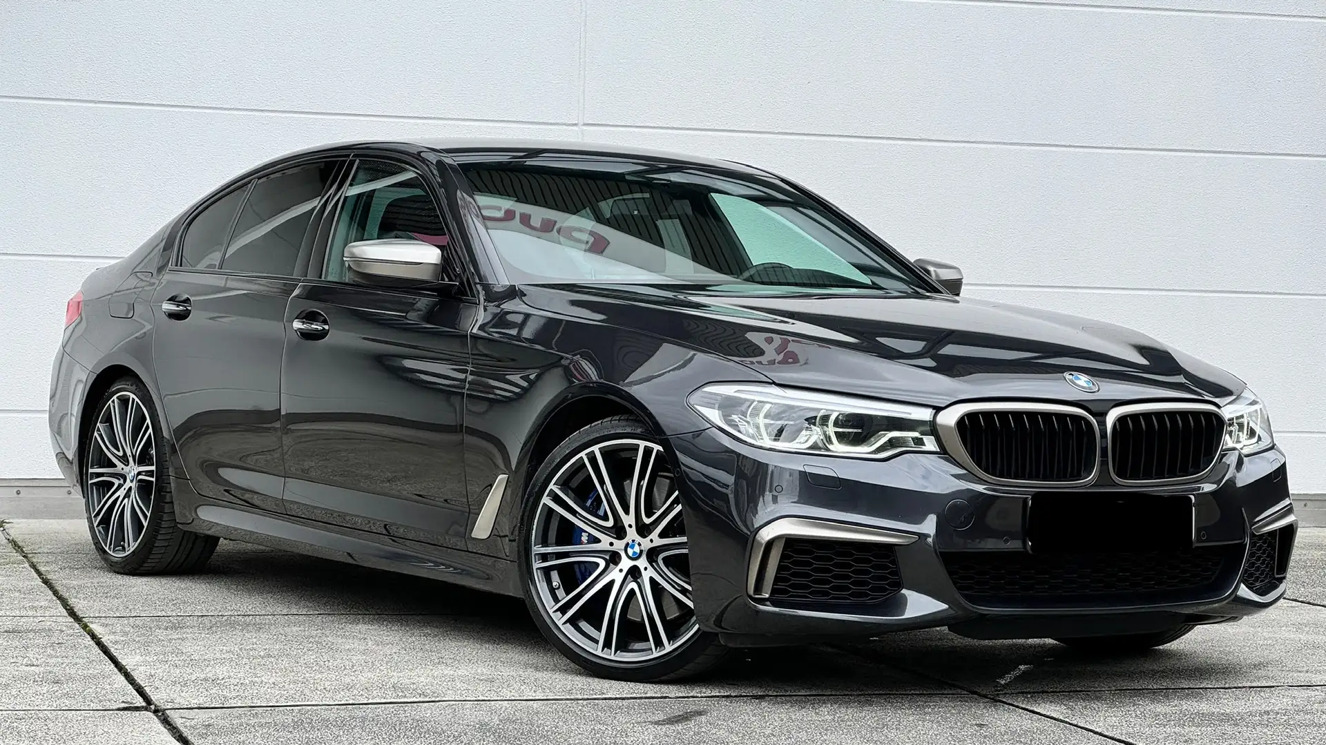 BMW M550 M550i xDrive Aut. Gri - 1