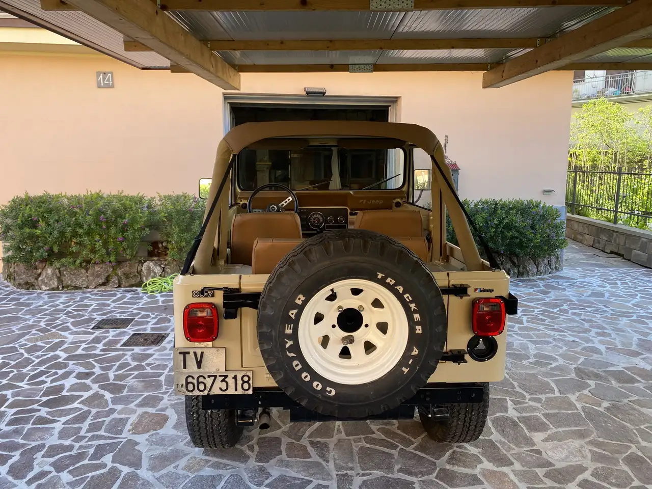 Jeep CJ-7 Renegate 5.0 V8 304 amc Levi’s Edition, foto 3