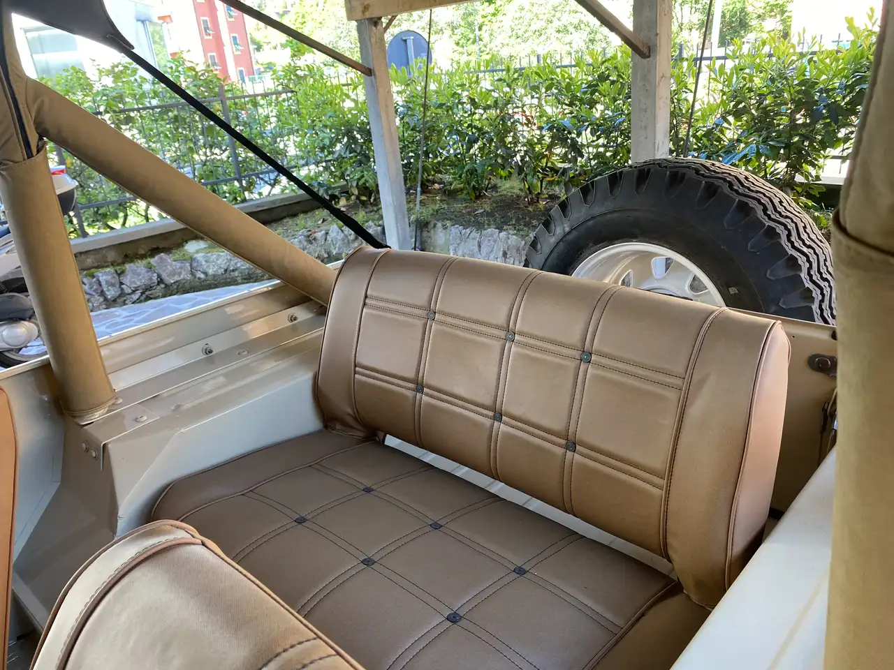 Jeep CJ-7 Renegate 5.0 V8 304 amc Levi’s Edition, foto 10
