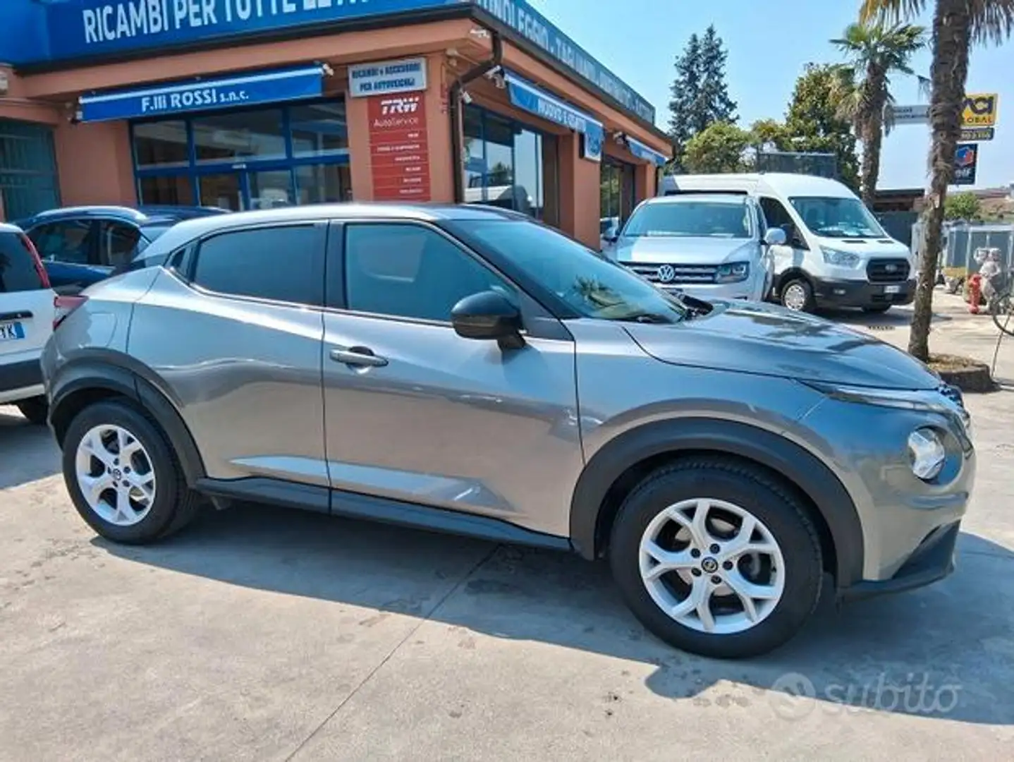Nissan Juke 1.0 DIG-T 114 CV N-Connecta Grey - 2