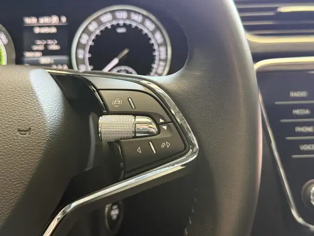 Skoda Superb view 15