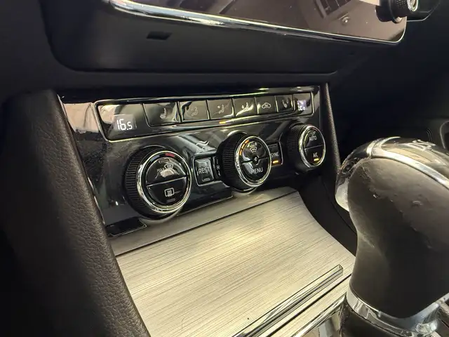 Skoda Superb view 21