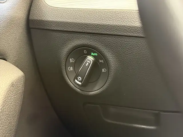 Skoda Superb view 12