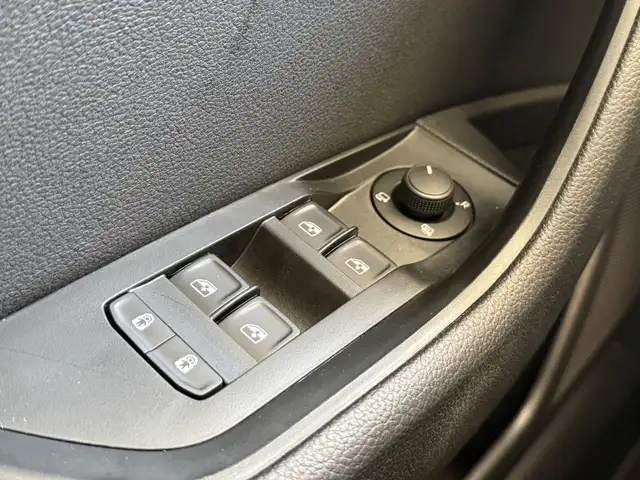 Skoda Superb view 11