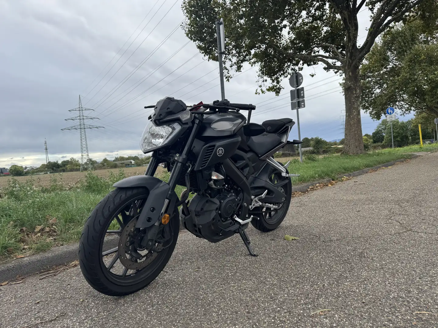 Yamaha MT-125 - 1