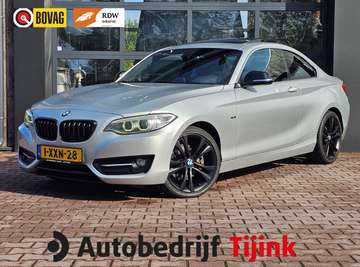 2-serie Coupé 220i High Executive Sport | Automaat