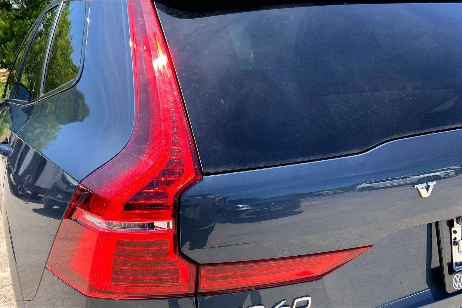 2024 Volvo XC60 | Hybrid | Sunroof | Heated Steering Wheel thumb 9